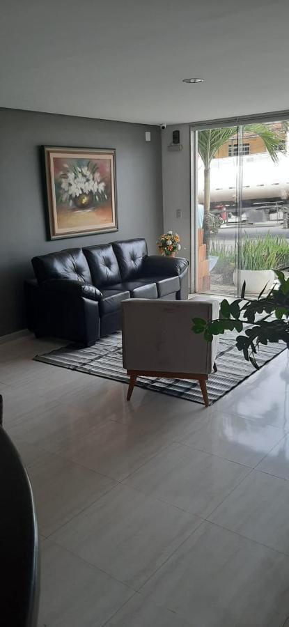 Candeias  Petro Hotel Candeias מראה חיצוני תמונה